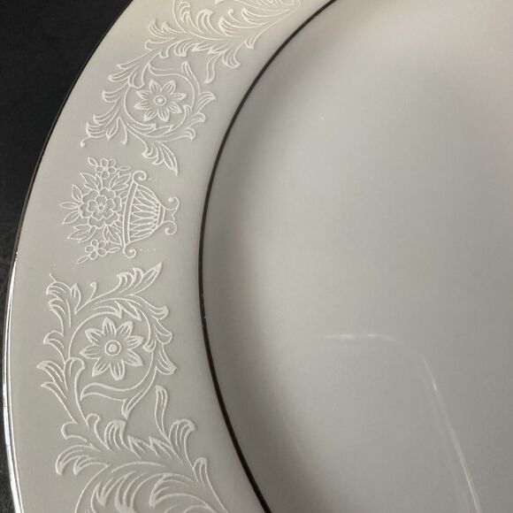 CROWN VICTORIA Lovelace 7 Bread & Butter Plates White w/Flowers & Urns - Picture 7 of 11